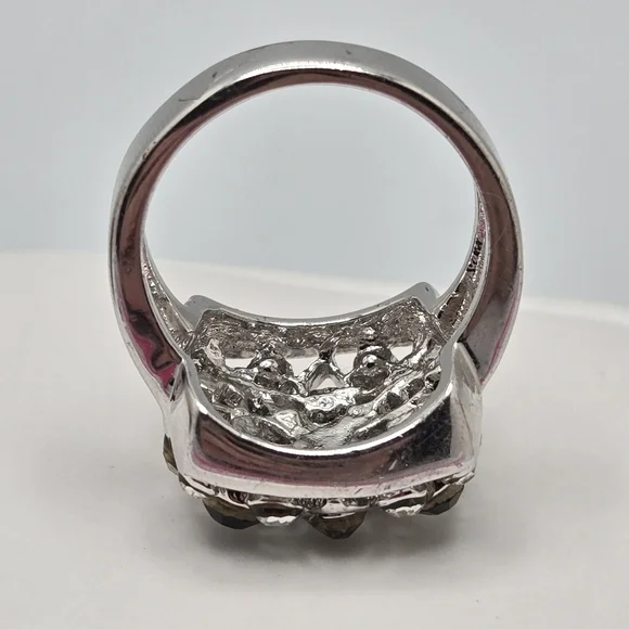 ✨2/$10✨ Silver and Black Gemstone Ring Size 8 - Picture 9 of 9
